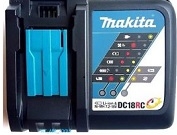 Makita DC18RC Ladegerät, für alle 14,4V und 18V Makita NiMH und Li-Ion Schiebesitz Akku